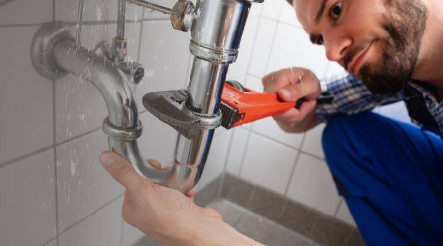 Local annual plumbing maintenance in La Puente, CA